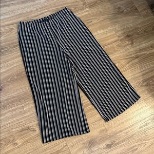 Wild fable black and White Striped Wide-Leg Pants - L